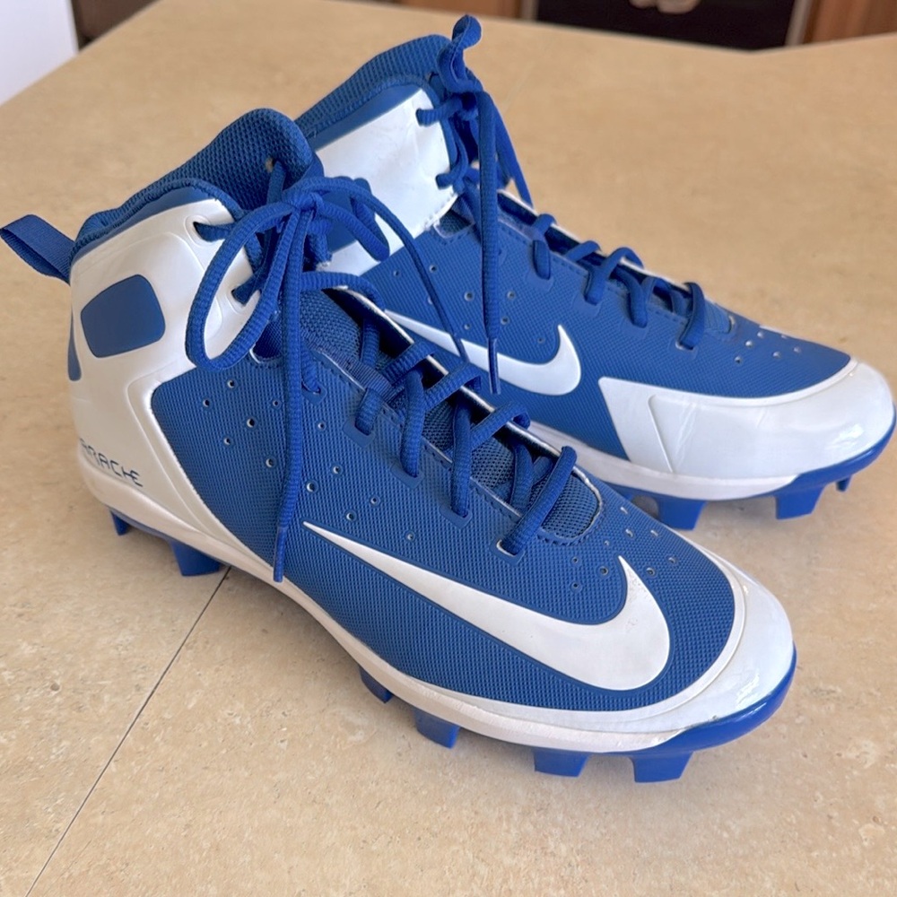 Nike Huarache high lacrosse/football cleats